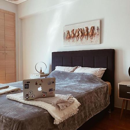 Thanasis Place Athena Bagian luar foto