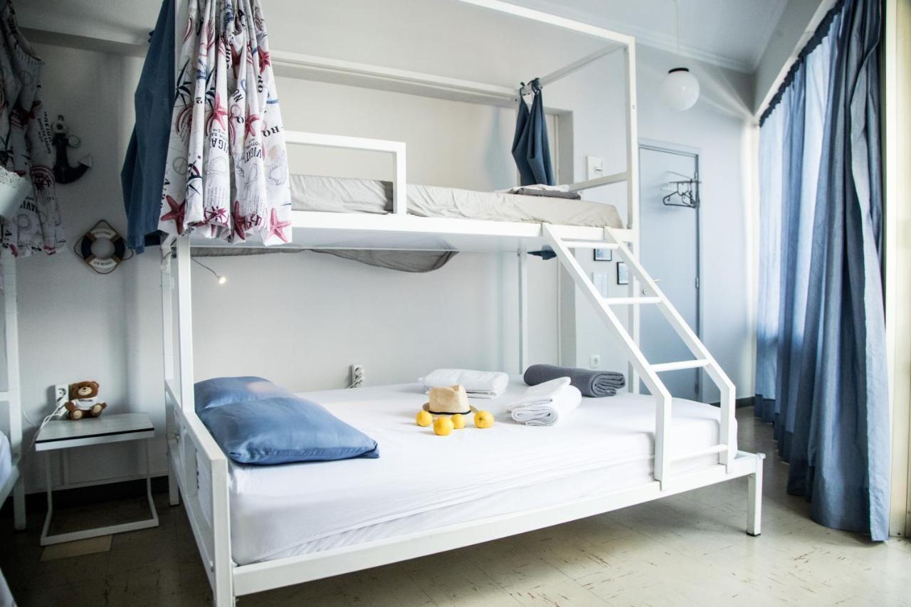 Thanasis Place Athena Bagian luar foto